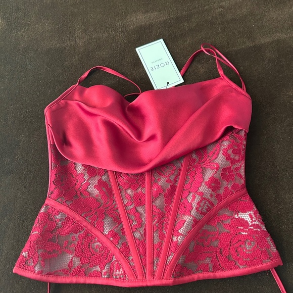 Rozie Corset - Picture 1 of 3